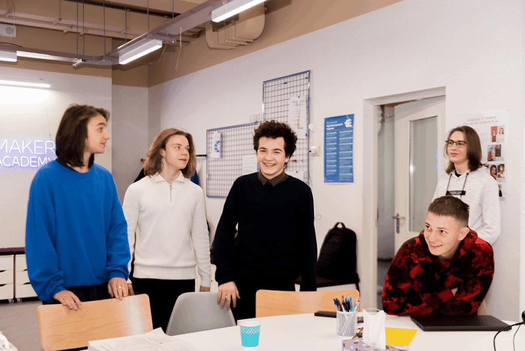 Зміна школи посеред навчального року: як знайти свій шлях