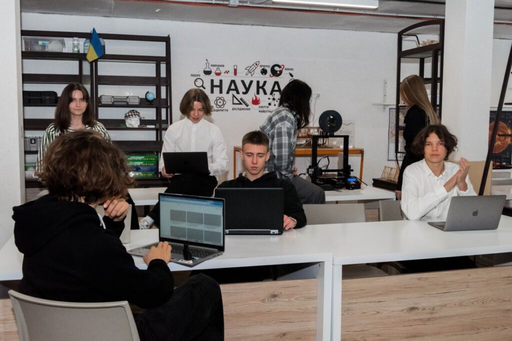 Чому він нічого не хоче? Короткий гід дофаміном, «лінню» та підлітковим мозком